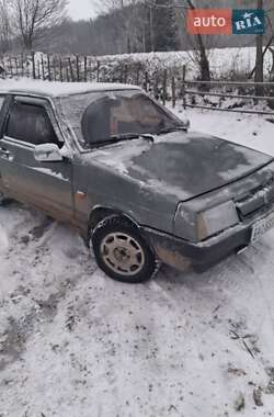 Хэтчбек ВАЗ 2108 1993 в Ужгороде