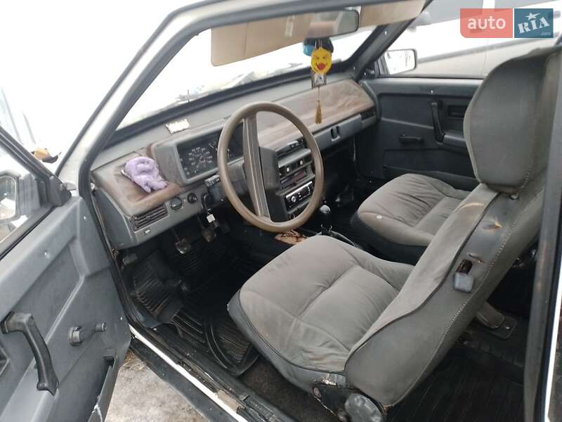 Хэтчбек ВАЗ / Lada 2108 1991 в Вижнице