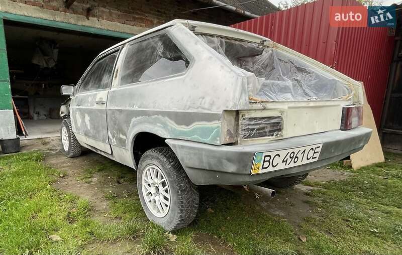 Хэтчбек ВАЗ / Lada 2108 1990 в Пустомытах фото 2 Хэтчбек ВАЗ / Lada 2108 1990 в Пустомытах