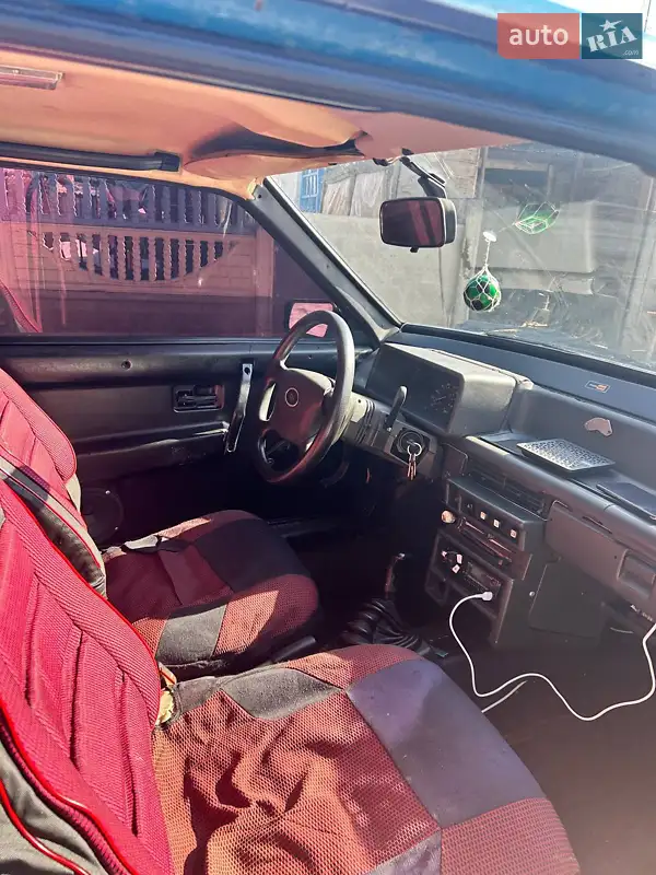 ВАЗ / Lada 2108 1985 VIN XTA210800F0005084 фото оголошення 5 з 34