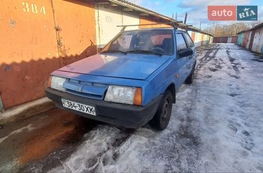 Хэтчбек ВАЗ 2108 1985 в Харькове