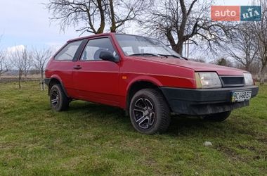 Хетчбек ВАЗ 2108 1993 в Жовкві