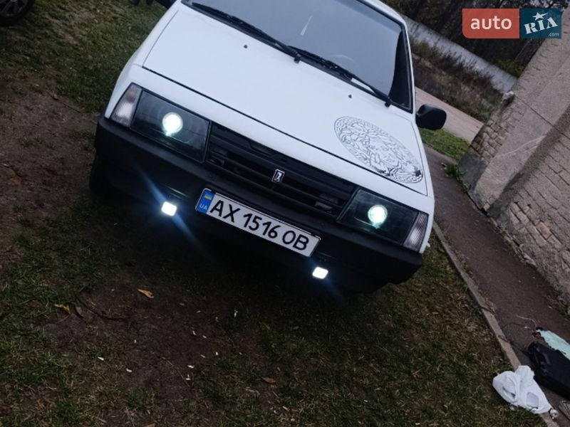 ВАЗ / Lada 2108 1989 ВАЗ / Lada 2108 1989