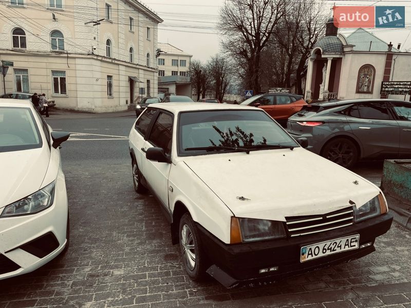 Хетчбек ВАЗ / Lada 2108 1994 в Винниках