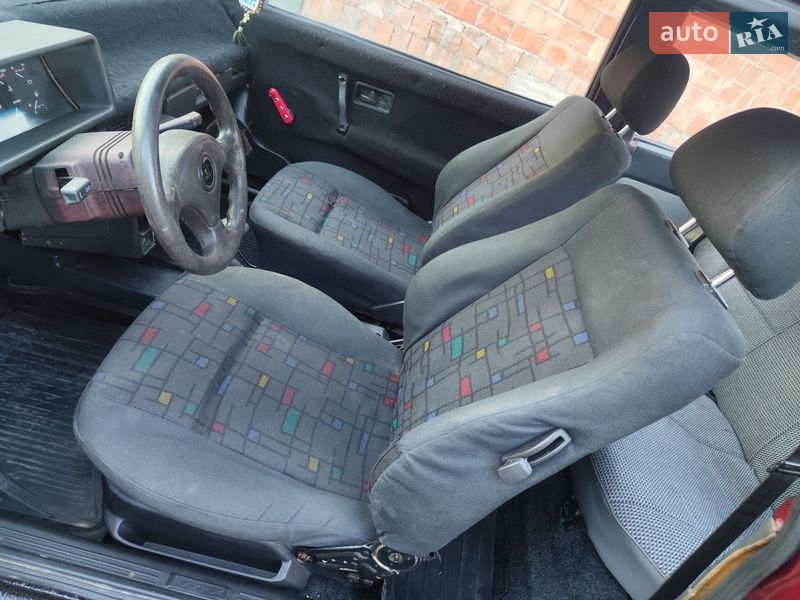 Хэтчбек ВАЗ / Lada 2108 1987 в Черновцах фото 7 Хэтчбек ВАЗ / Lada 2108 1987 в Черновцах