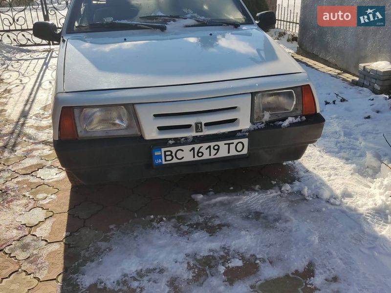 Хетчбек ВАЗ / Lada 2108 1992 в Львові