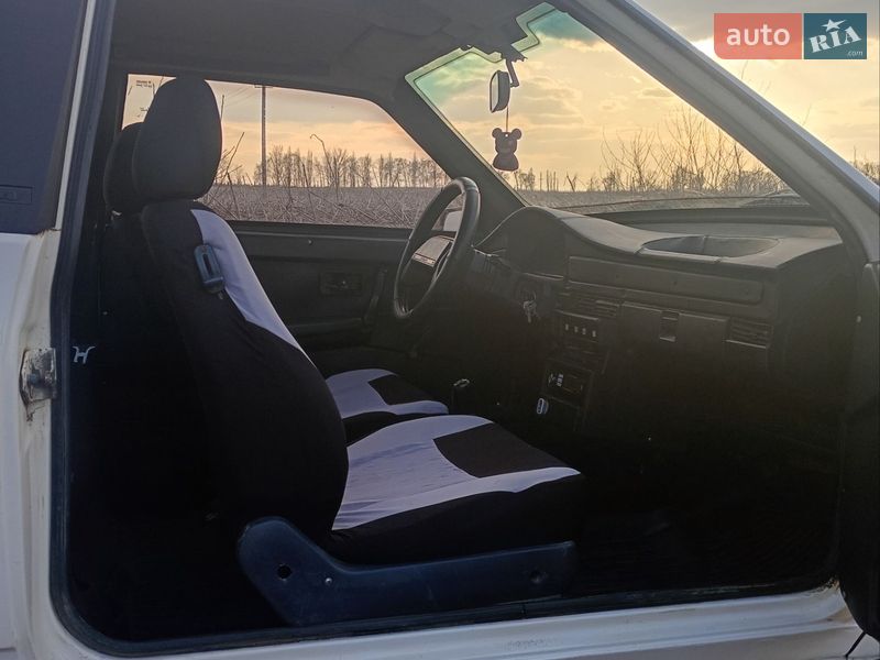 Хэтчбек ВАЗ / Lada 2108 1992 в Калиновке