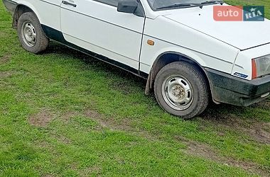 Хэтчбек ВАЗ 2108 1988 в Гадяче