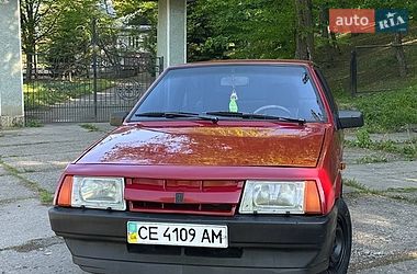 Хетчбек ВАЗ 2108 1990 в Чернівцях