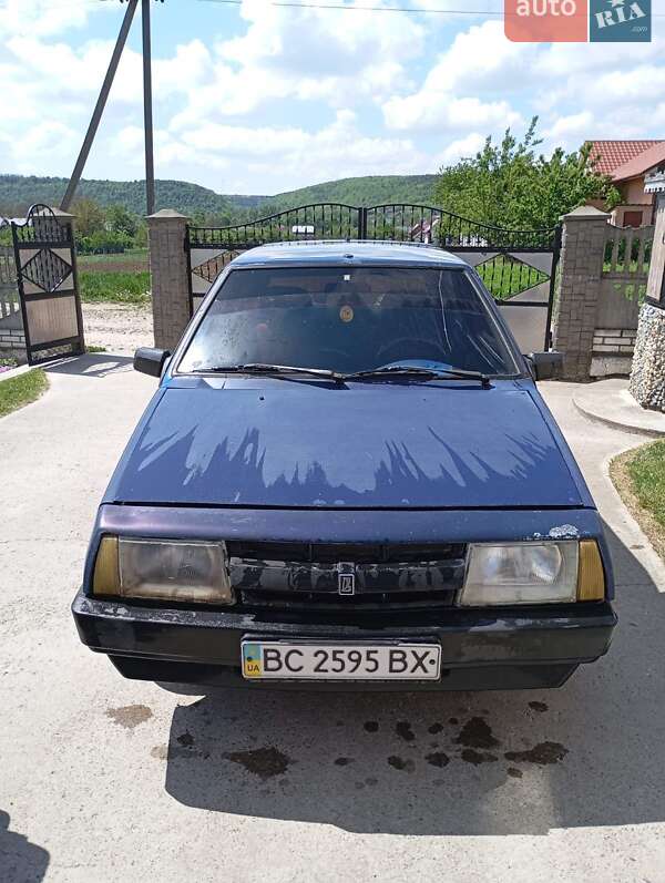 Хэтчбек ВАЗ / Lada 2108 1989 в Черновцах