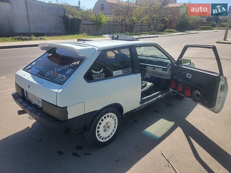 Хэтчбек ВАЗ / Lada 2108 1995 в Николаеве