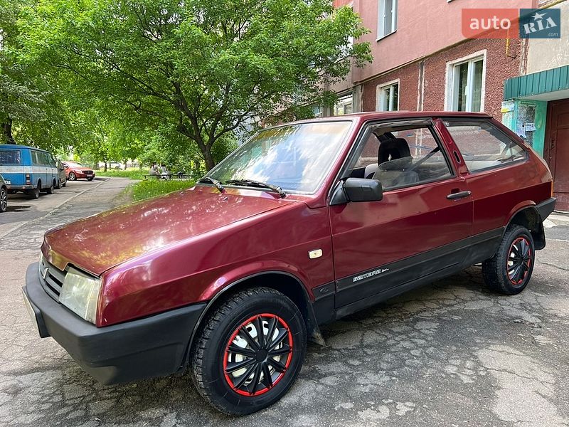 Хэтчбек ВАЗ / Lada 2108 1996 в Житомире