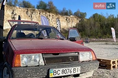 Хэтчбек ВАЗ / Lada 2108 1987 в Львове фото 7 Хэтчбек ВАЗ / Lada 2108 1987 в Львове