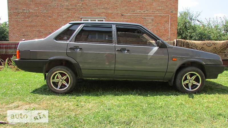 Седан ВАЗ / Lada 21099 2007 в Львове