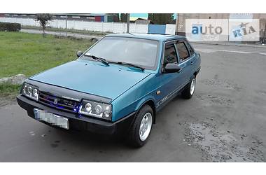 Седан ВАЗ / Lada 21099 2000 в Володарке