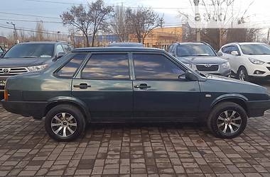 Седан ВАЗ / Lada 21099 2004 в Кривом Роге