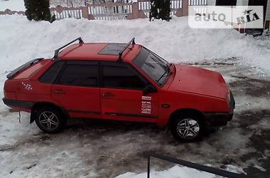 Седан ВАЗ / Lada 21099 1994 в Черновцах