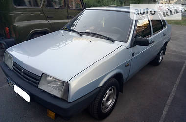 Седан ВАЗ / Lada 21099 2004 в Киеве