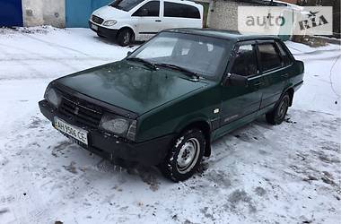 Седан ВАЗ / Lada 21099 1999 в Першотравенске