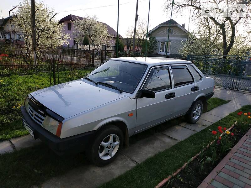 Седан ВАЗ / Lada 21099 1998 в Галиче