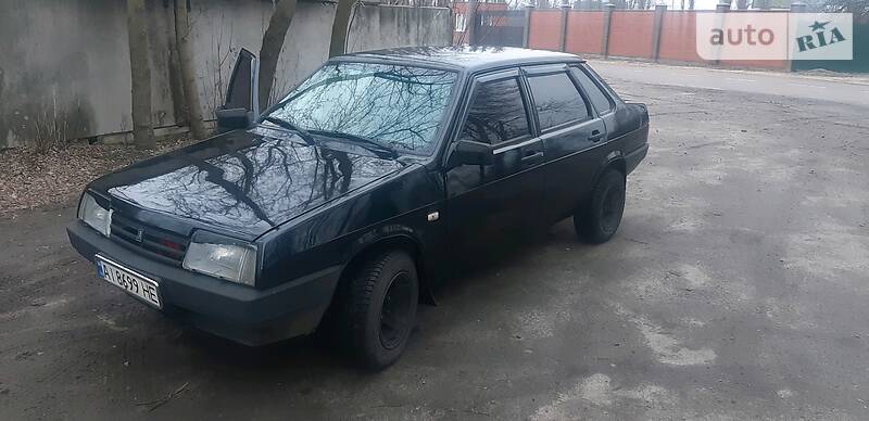 Седан ВАЗ / Lada 21099 1999 в Бучі