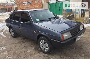 Седан ВАЗ / Lada 21099 2000 в Тернополе