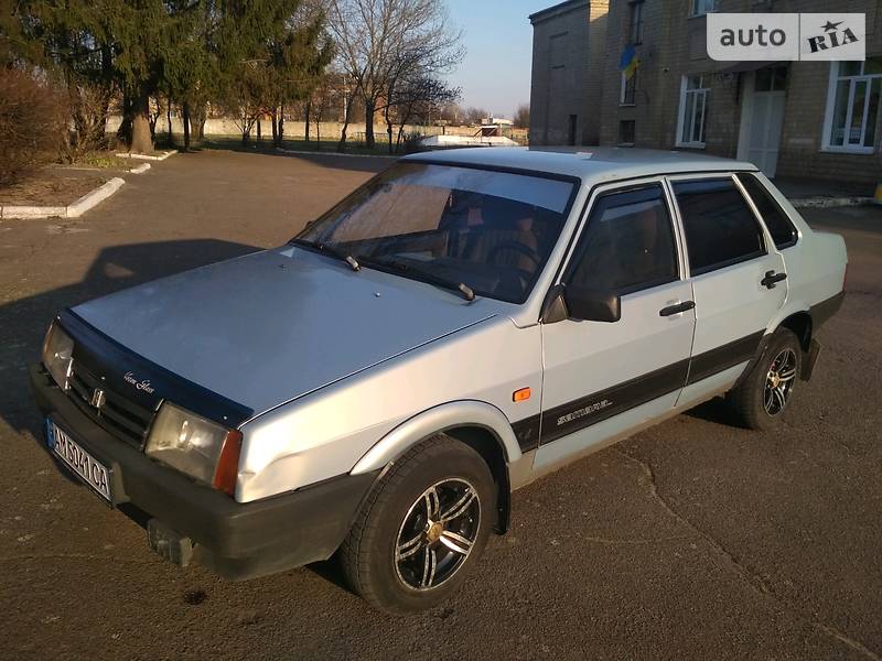 Седан ВАЗ / Lada 21099 2005 в Звягелі
