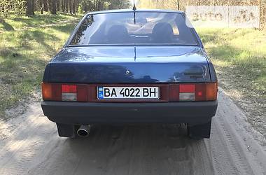 Седан ВАЗ 21099 2004 в 