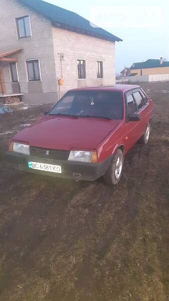 Седан ВАЗ / Lada 21099 1998 в Золочеве