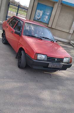 Седан ВАЗ / Lada 21099 1993 в Золочеві