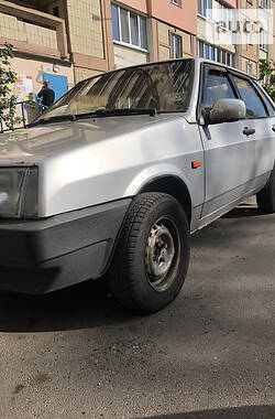 Седан ВАЗ / Lada 21099 2001 в Киеве