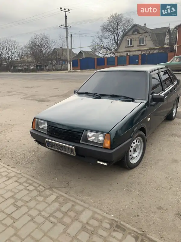 ВАЗ / Lada 21099