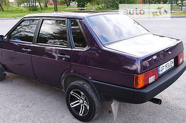 Седан ВАЗ / Lada 21099 1998 в Запорожье