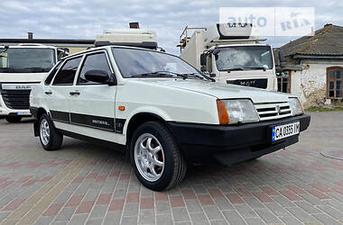 Седан ВАЗ / Lada 21099 1998 в Черкассах