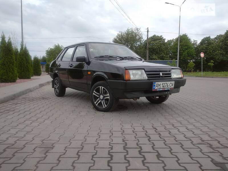 Седан ВАЗ / Lada 21099 2008 в Житомире