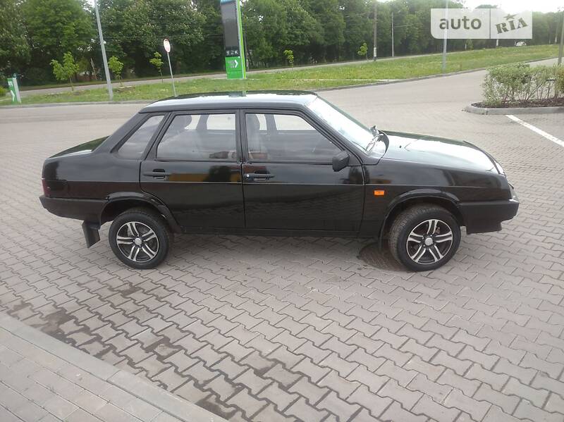 Седан ВАЗ / Lada 21099 2008 в Житомире