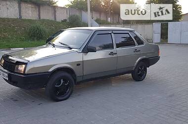 Седан ВАЗ / Lada 21099 2003 в Тернополе