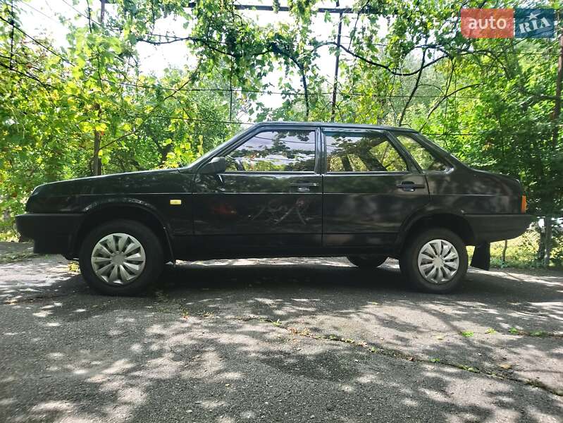 Седан ВАЗ / Lada 21099 2007 в Запорожье