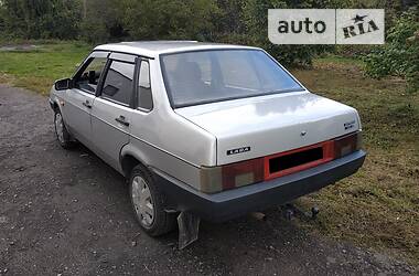 Седан ВАЗ / Lada 21099 1993 в Дубно