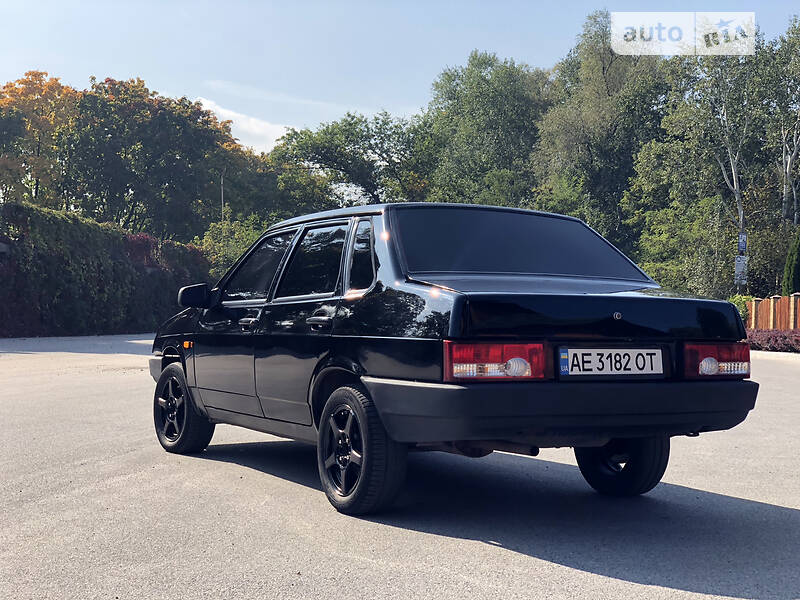 Седан ВАЗ / Lada 21099 2007 в Днепре