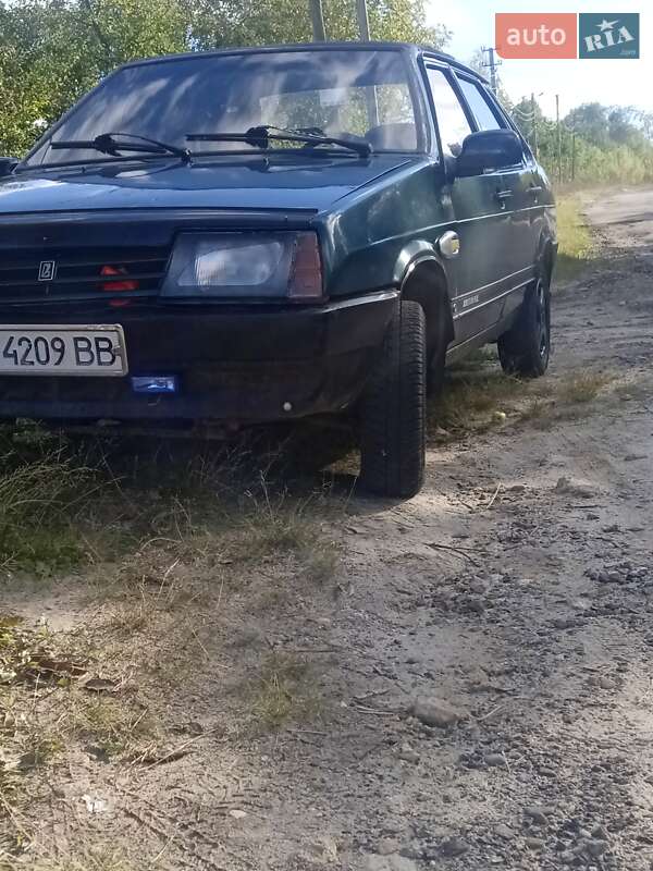 Седан ВАЗ / Lada 21099 1992 в Тернополі
