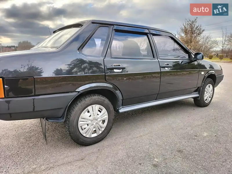 ВАЗ / Lada 21099