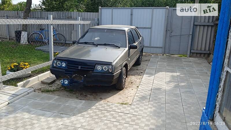 Седан ВАЗ / Lada 21099 2001 в Мерефа