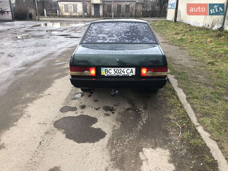 Седан ВАЗ / Lada 21099 2002 в Стрию