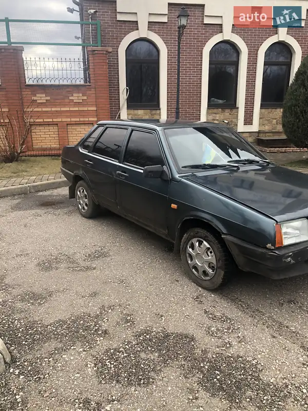 ВАЗ / Lada 21099