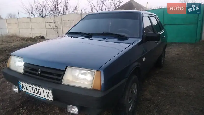 ВАЗ / Lada 21099
