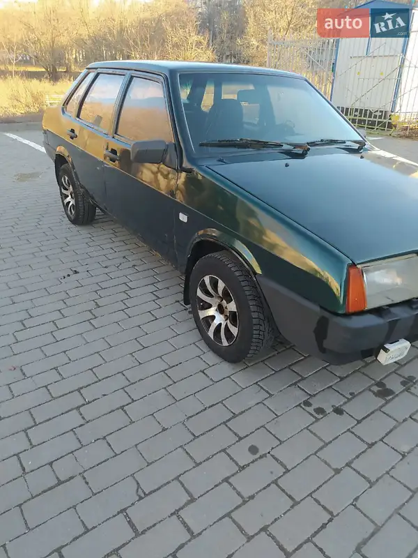 ВАЗ / Lada 21099