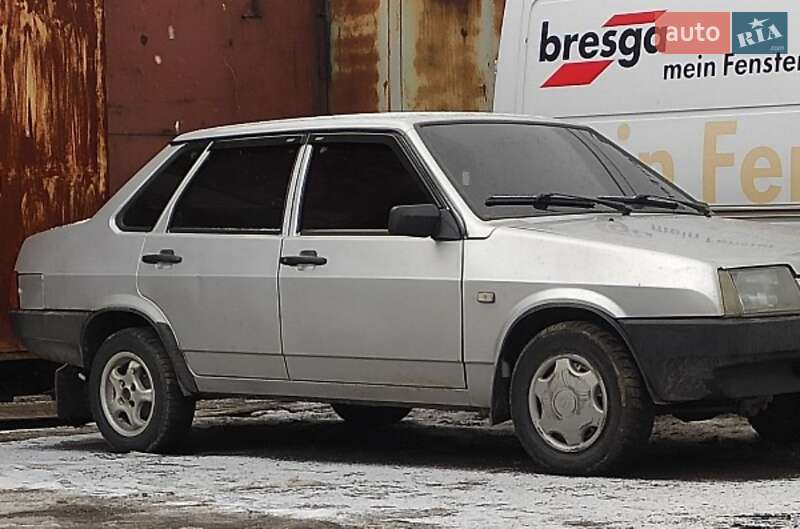 Седан ВАЗ / Lada 21099 1999 в Хмельницком