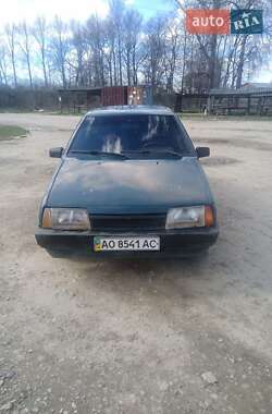Седан ВАЗ / Lada 21099 2005 в Косові