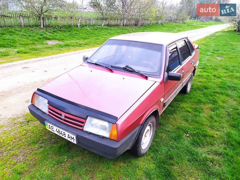 Седан ВАЗ / Lada 21099 1997 в Новоархангельську фото Седан ВАЗ / Lada 21099 1997 в Новоархангельську